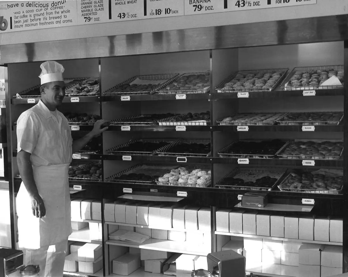 Donutland in Cedar Rapids, IA