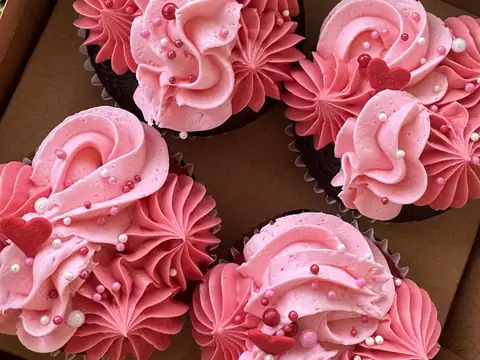 Jassy's Sweets & Eats in Long Beach, CA