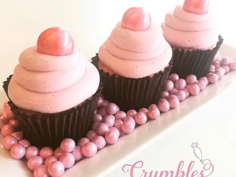 Crumbles by Nicole