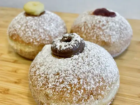 Dolce Aroma Italian Bakery in Carlsbad, CA