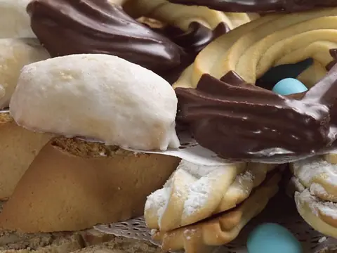 La Dolce Vita Courthouse Bakery