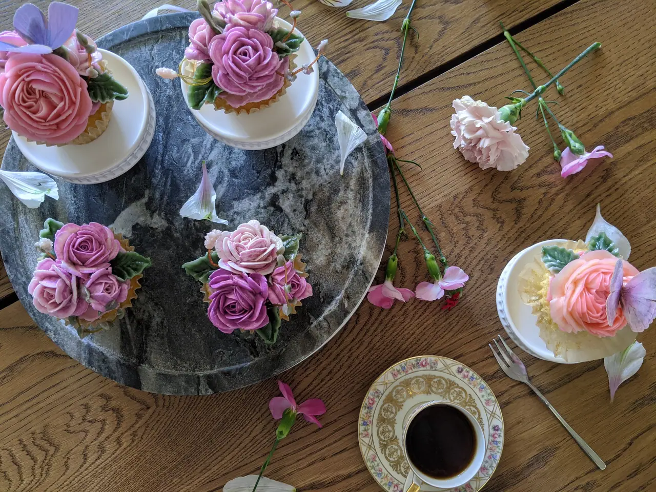 Bloom that cake in San Francisco, CA