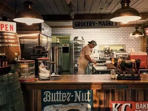 Oxbow Bakery & Antiques in Palestine, TX