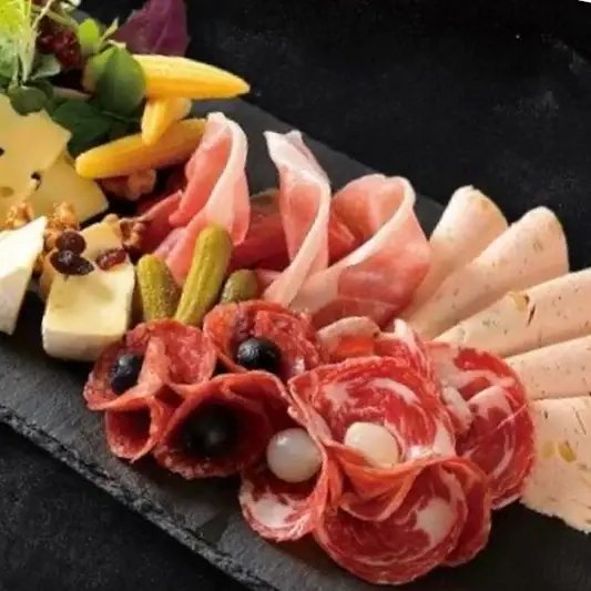 Eataliano Bakery & Wine Bar in Boca Raton, FL