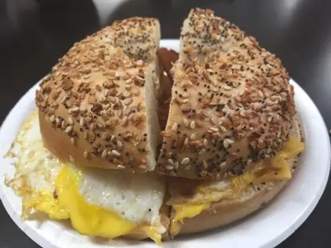 Bagel Lady Cafe