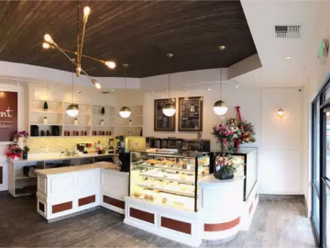 Regent Cakes & Bakery