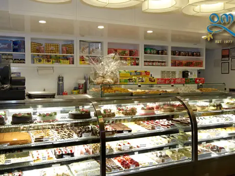 Omonia Cafe