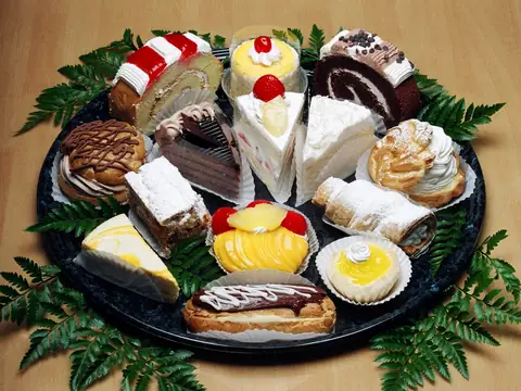 Hong Kong Bakery & Deli