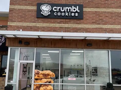 Crumbl - Strongsville
