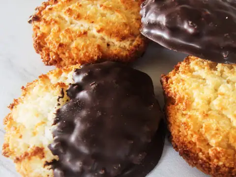 Rossmoor Pastries in Signal Hill, CA