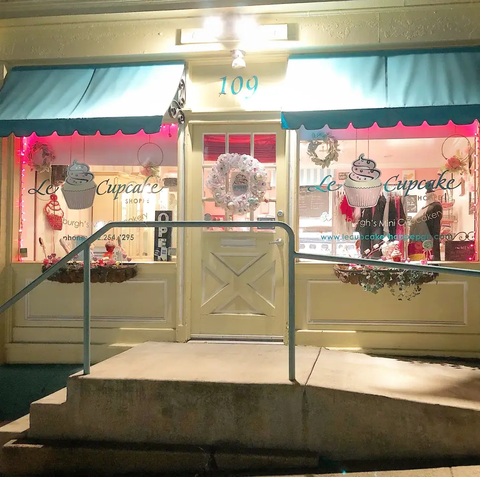 Le Cupcake Shoppe in Pittsburgh, PA