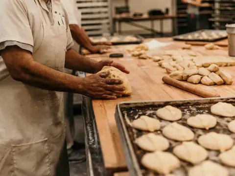 El Pavo Bakery in Glendale, CA