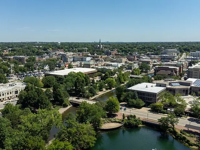 Naperville, Illinois