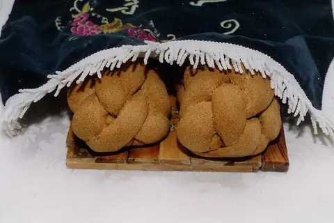 Shabbat Challos — illustrative photo