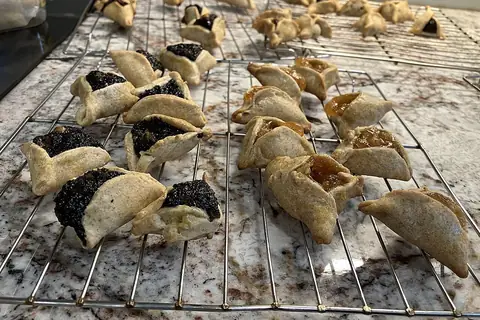 Hamantashen tray 2023-03-06 2 — illustrative photo