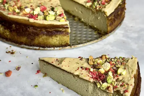 Pistachio cheesecake (KETO, LCHF, Low Carb, Gluten free, FIT) — illustrative photo